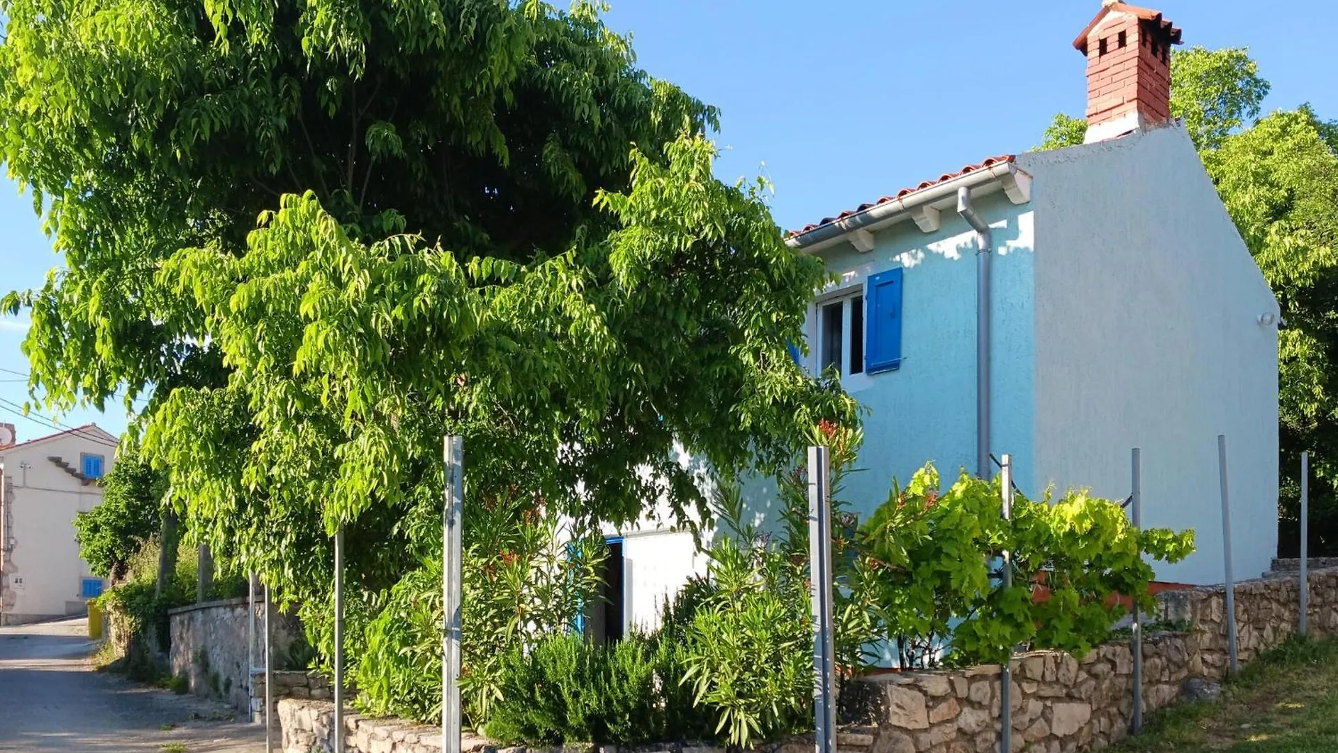 Nice Home In Koromacno With Kitchen